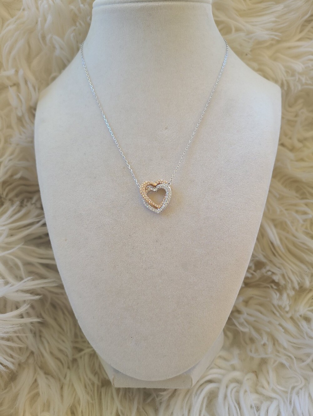 Swarovski Hyperbola Heart Necklace- Excellent Condition - Picture 2 of 7